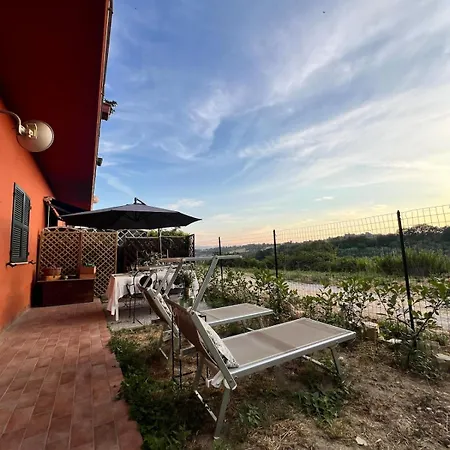 Apartment Quiet Garden 10 Min From Sea Pesaro